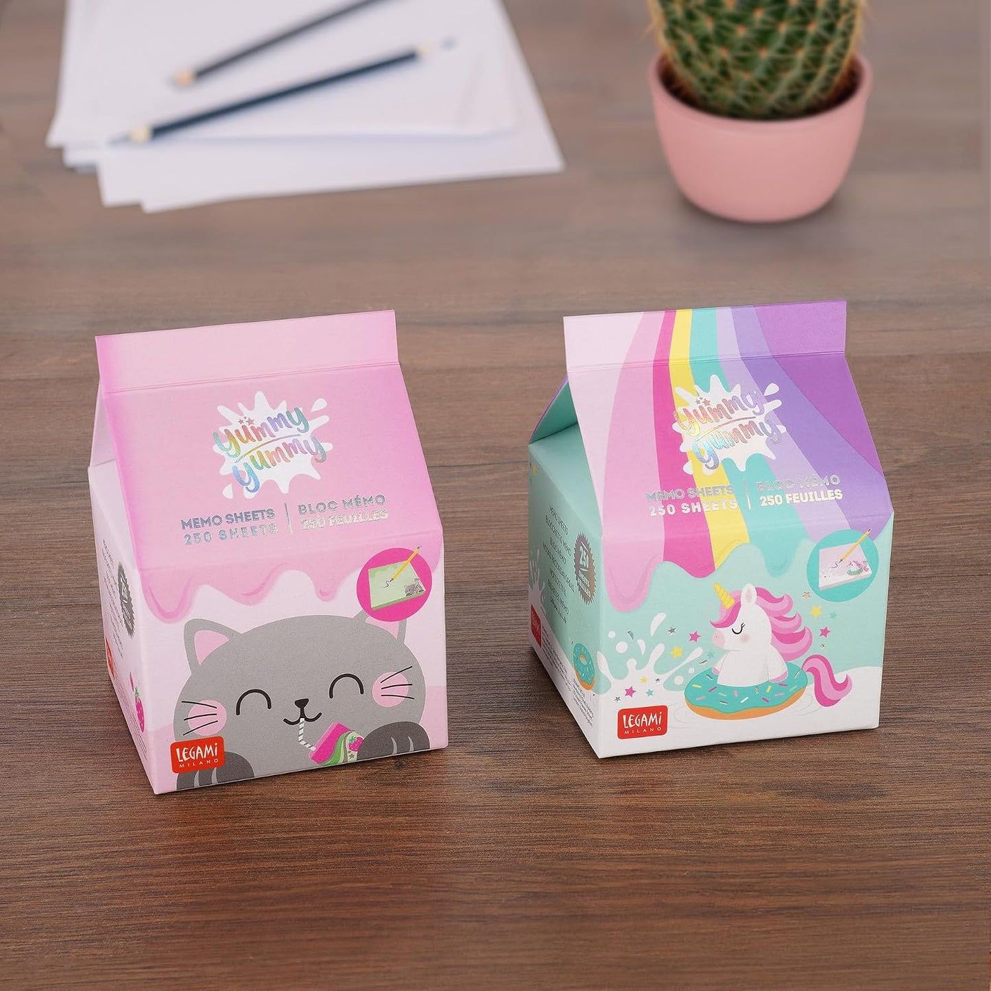 - Bloc Mémo Yummy Yummy, Bloc-Notes Avec 250 Feuilles Détachables, Papier FSC Certifié, Dimensions 7 X 10 X 7 Cm, Memo Pad Avec Feuilles Vertes, Kitty