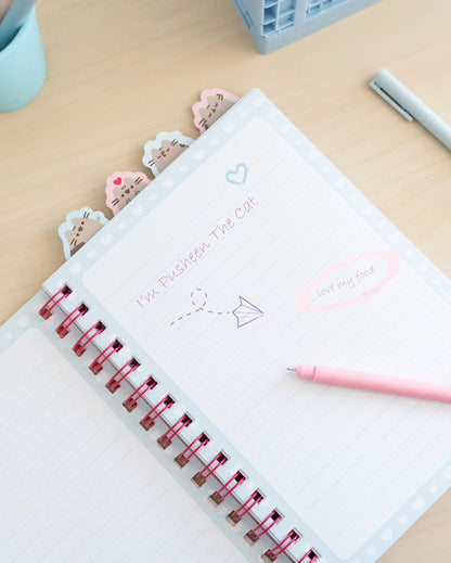 Quaderno Appunti A5 Pusheen Purrfect - Quaderno Con Anelli Bullet Journal Puntinato Diviso in Sezioni Con 4 Separatori E Copertina Morbida, 160 Pagine | Scuola Cancelleria, Diario Personale